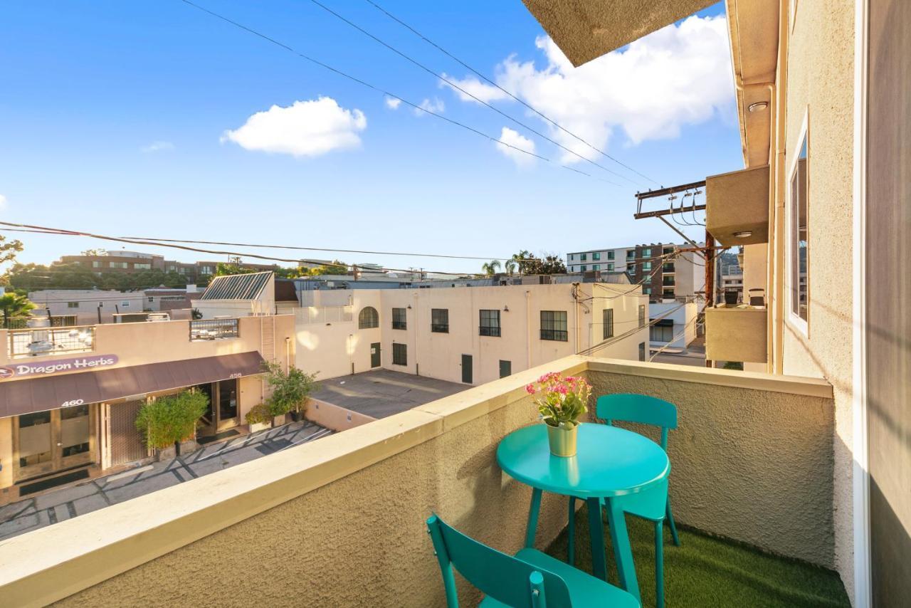 Beverly Hills Chic 2 Bed 2Bath With Patio And Parking 309 Лос Анджелис Екстериор снимка