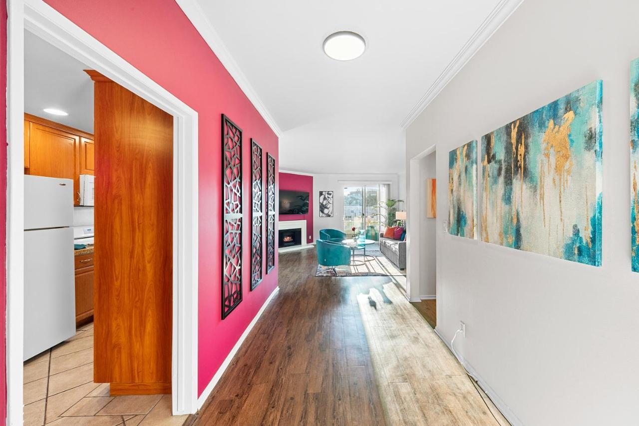 Beverly Hills Chic 2 Bed 2Bath With Patio And Parking 309 Лос Анджелис Екстериор снимка