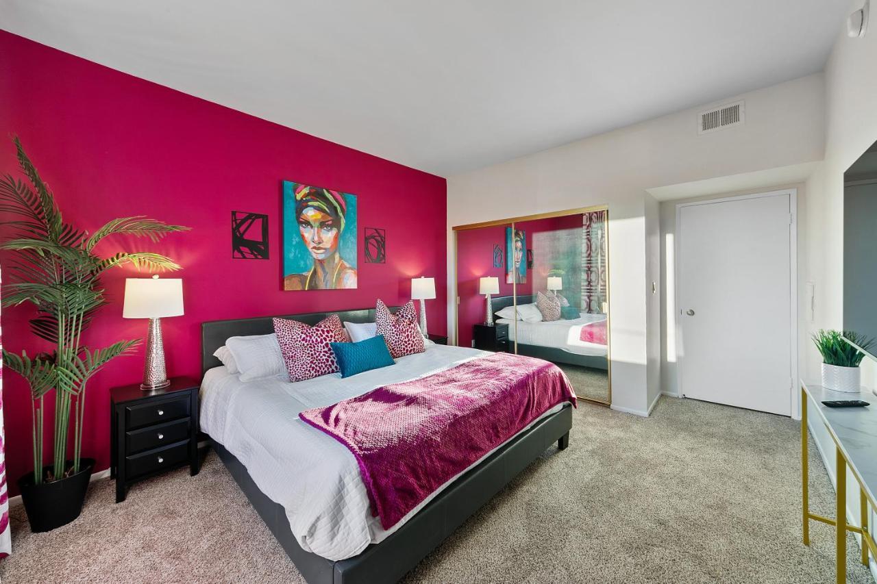 Beverly Hills Chic 2 Bed 2Bath With Patio And Parking 309 Лос Анджелис Екстериор снимка